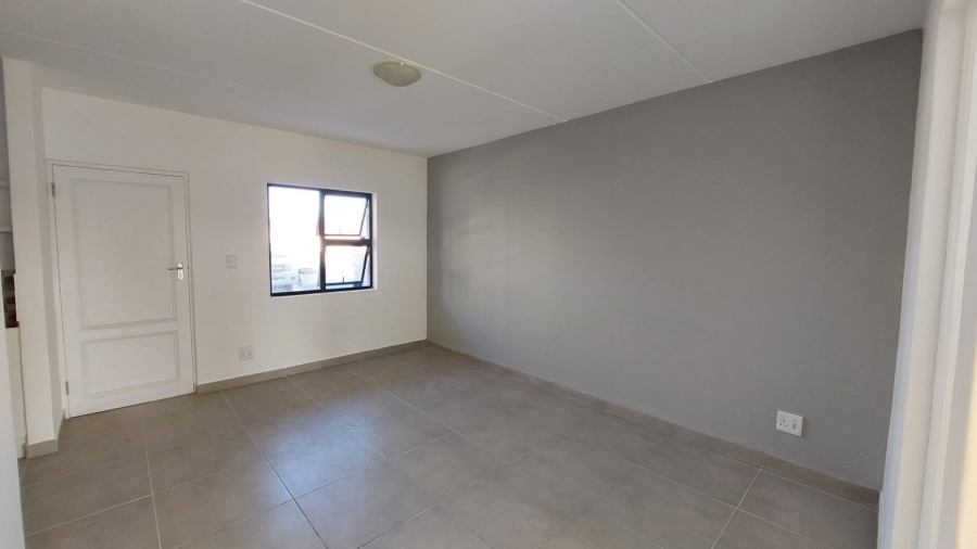 2 Bedroom Property for Sale in Ottery East Western Cape